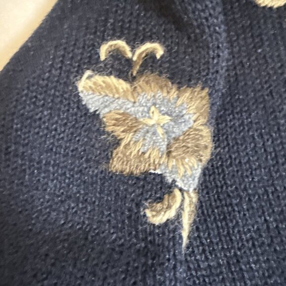 Koret Cardigan Sweater Large With Embroidered Flowers Navy Blue ￼ - Picture 4 of 8